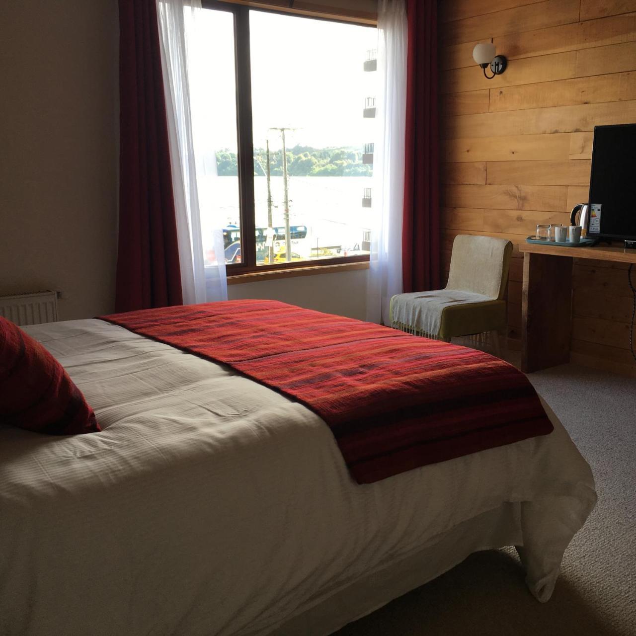 Puerto Austral Hotel Пуерто Варас Екстериор снимка